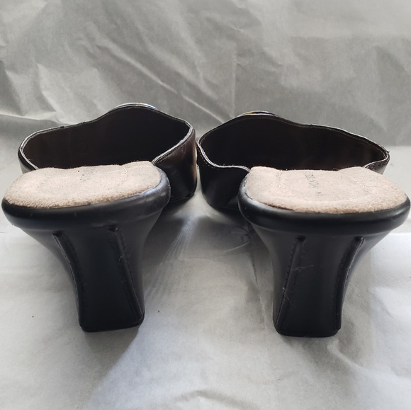 Shoes - Picture 2 of 3